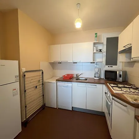 Spacieux Face A La Mer, Proche Commerces, Equipe Apartment